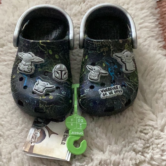 NWT The Mandalorian The Child Crocs - Picture 1 of 3